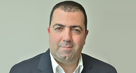 חילופי מידע או גילוי מידע? 