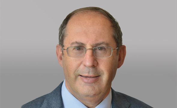 עו