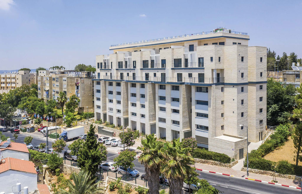 קבוצת מנוס יזום והשקעות בע"מ - 2 קבוצת מנוס יזום והשקעות בע"מ - 2