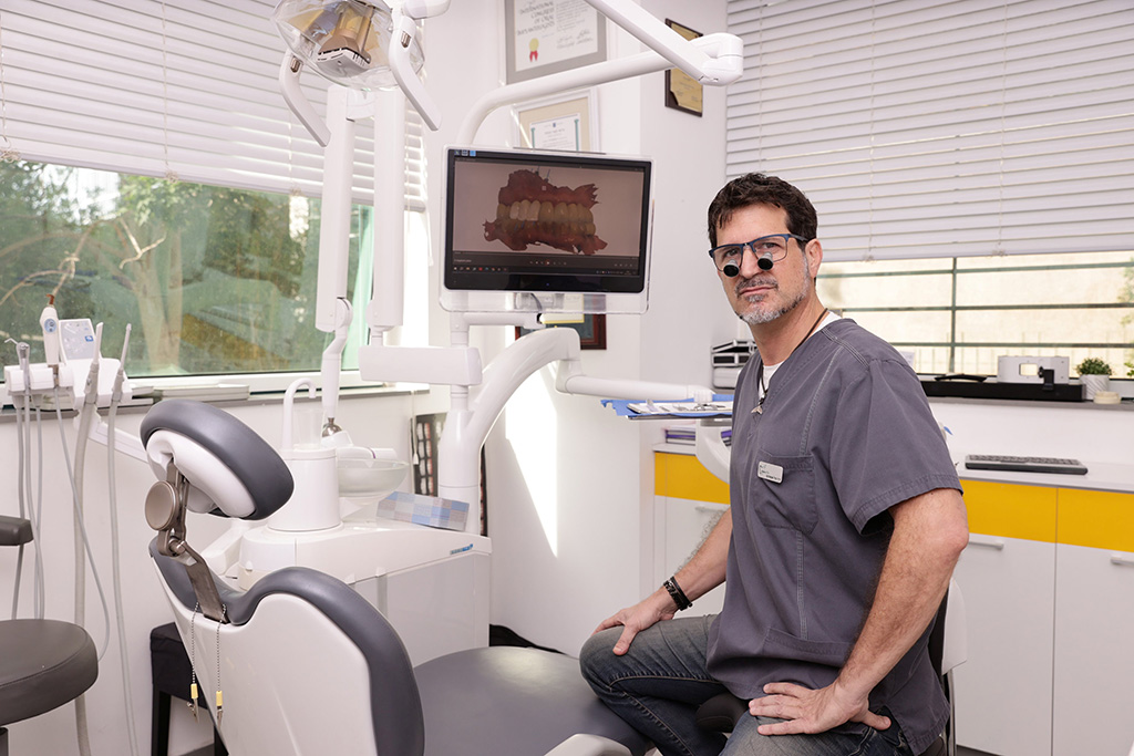 Dr. Gil Asafrana - 3