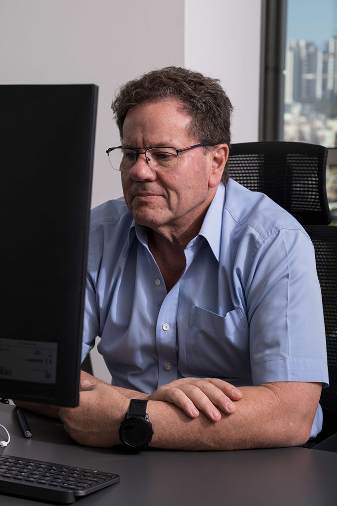 Cohn, de Vries, Stadler & Co. (CDS-LUTHI Group) - יח"צ