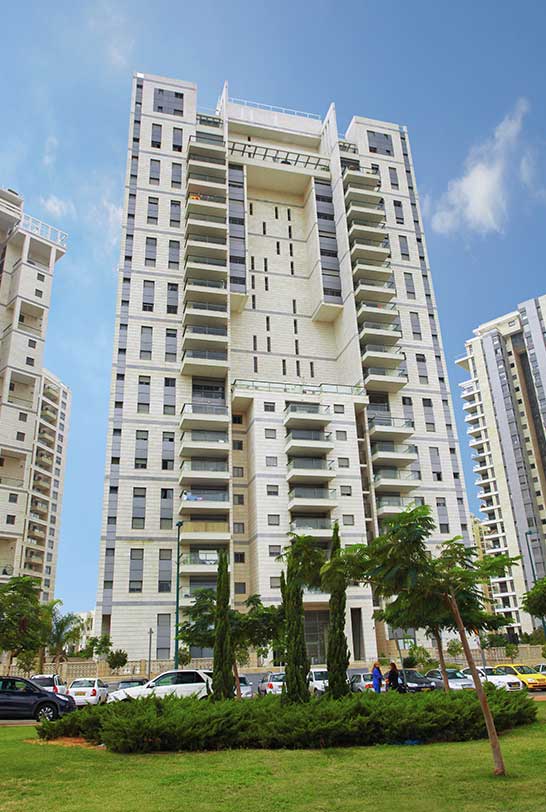 Ayala Agam - 12