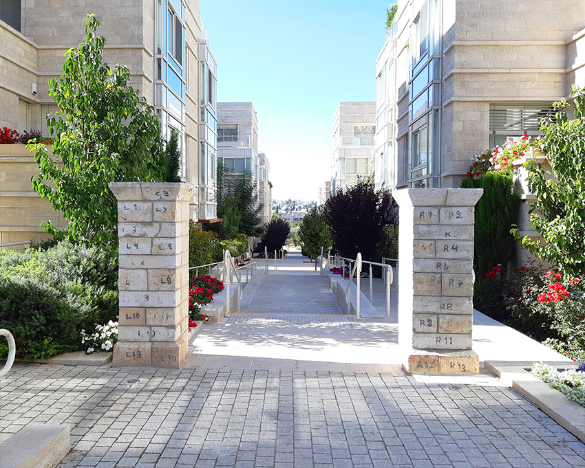 Asden Israel - 4