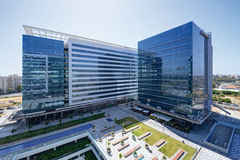 BST Group LTD. - Azrieli Business Park, Holon | Photographer: Warhaftig Venizian | BST Group LTD.