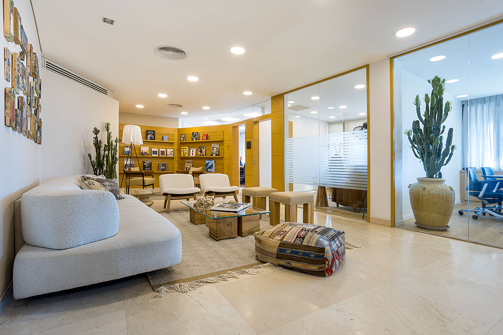 AOi – Abadi, Oiknine & Co., Law Office - 4