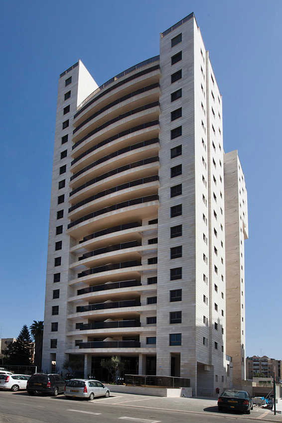 אפרים פלינר, חברה לבניין והשקעות בע"מ - 1 אפרים פלינר, חברה לבניין והשקעות בע"מ - 1