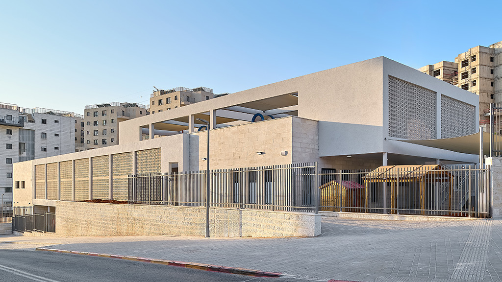 Primovitz-Bas LTD Architecture - Planning - Management - 2