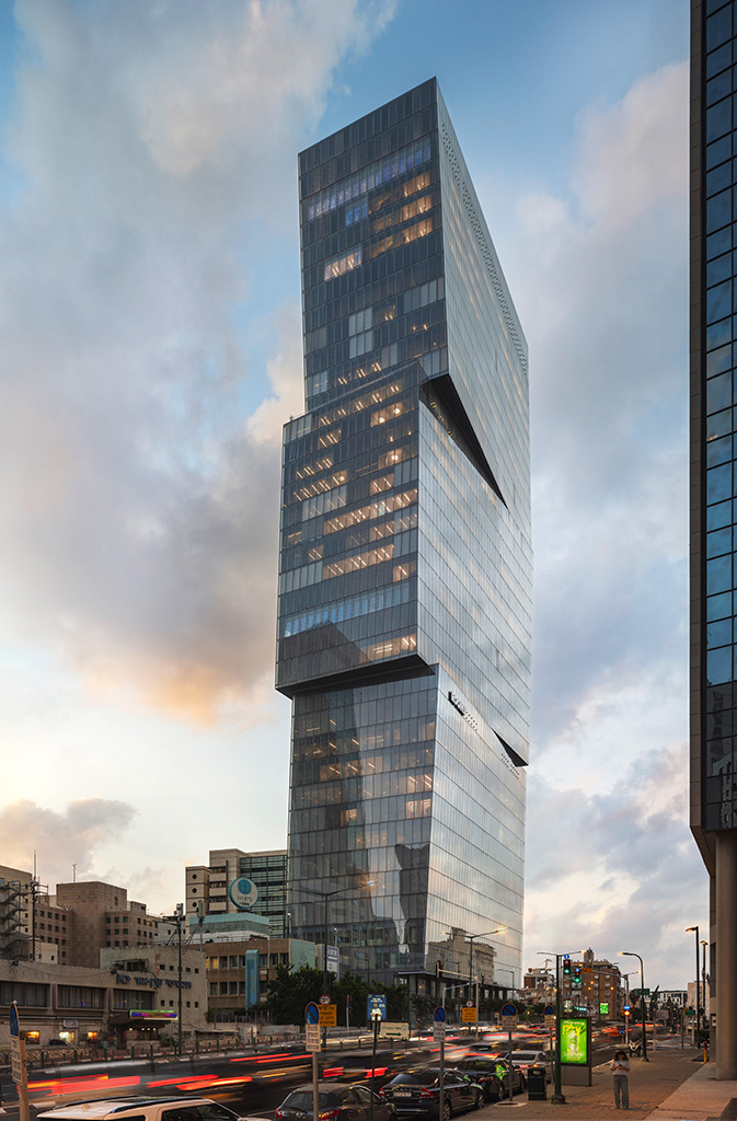 Moshe Tzur Architects & Town Planners Ltd. - ONE TOWER, Ramat Gan