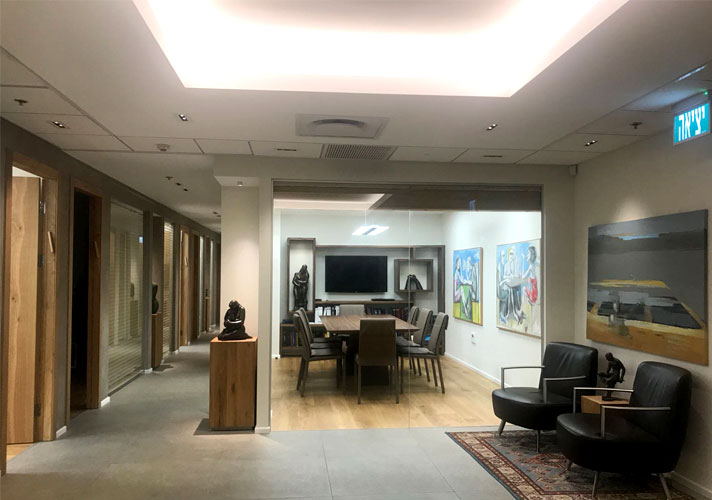 Pini Aviv, Law offices - Pini Aviv, Law Offices