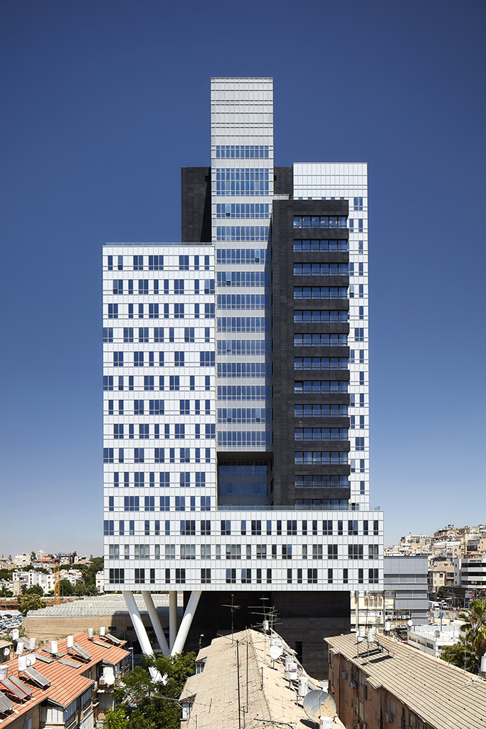 בר לוי אדריכלים ומתכנני ערים - מגדל בר כוכבא, בני ברק
