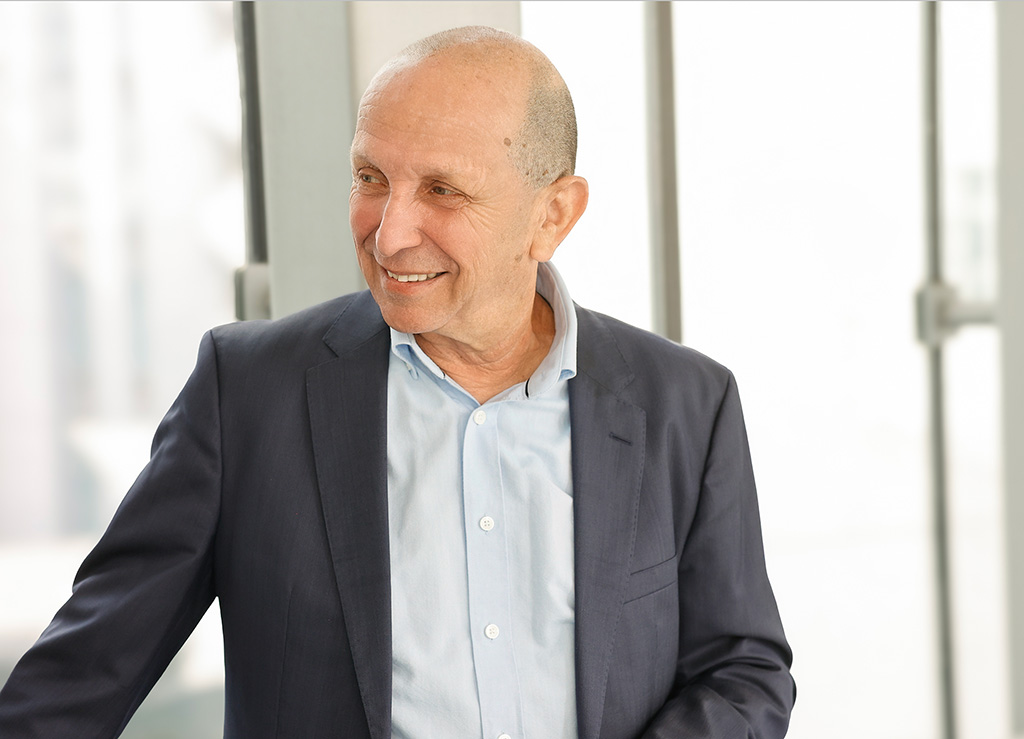 פרופ' אריאל (אריק) פינקלשטיין - 1