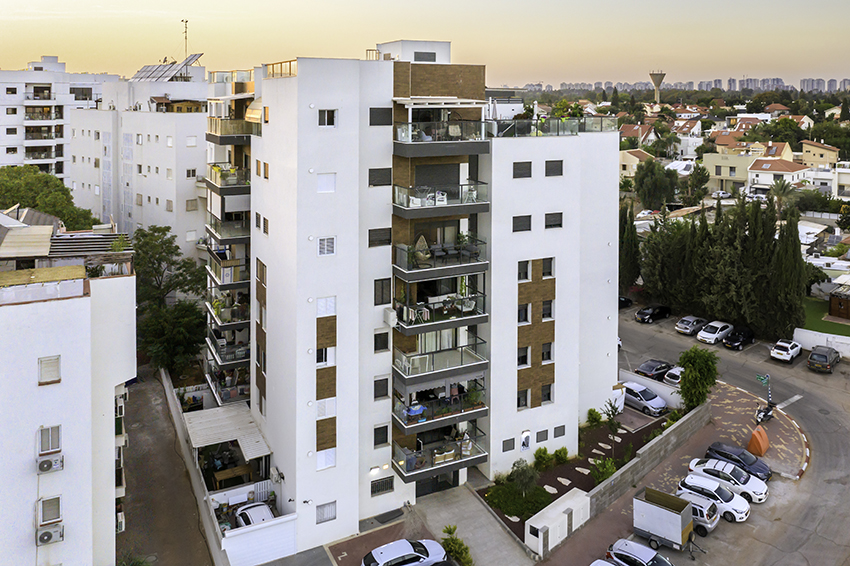 Almegurim Urban Renewal Ltd. - 3