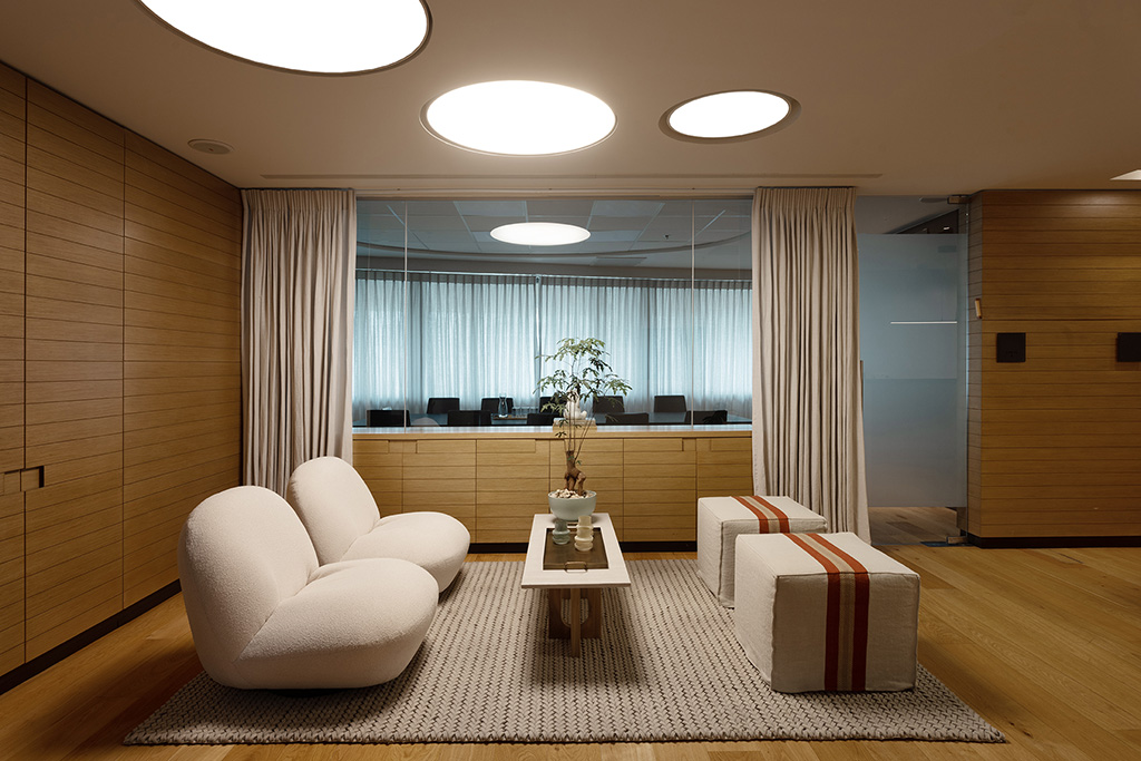 AOi – Abadi, Oiknine & Co., Law Office - 8