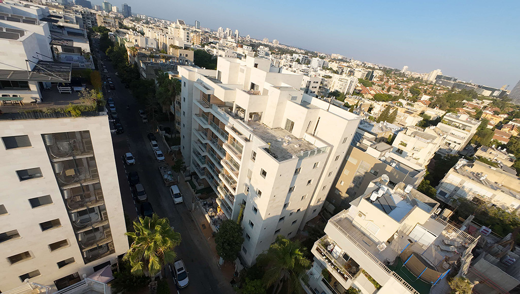 ברק נדל"ן - ארלוזורוב - רעננה
