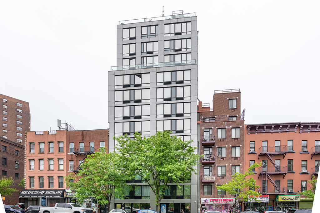 קבוצת עמיסף - New York: NY – 3rd Avenue 1790