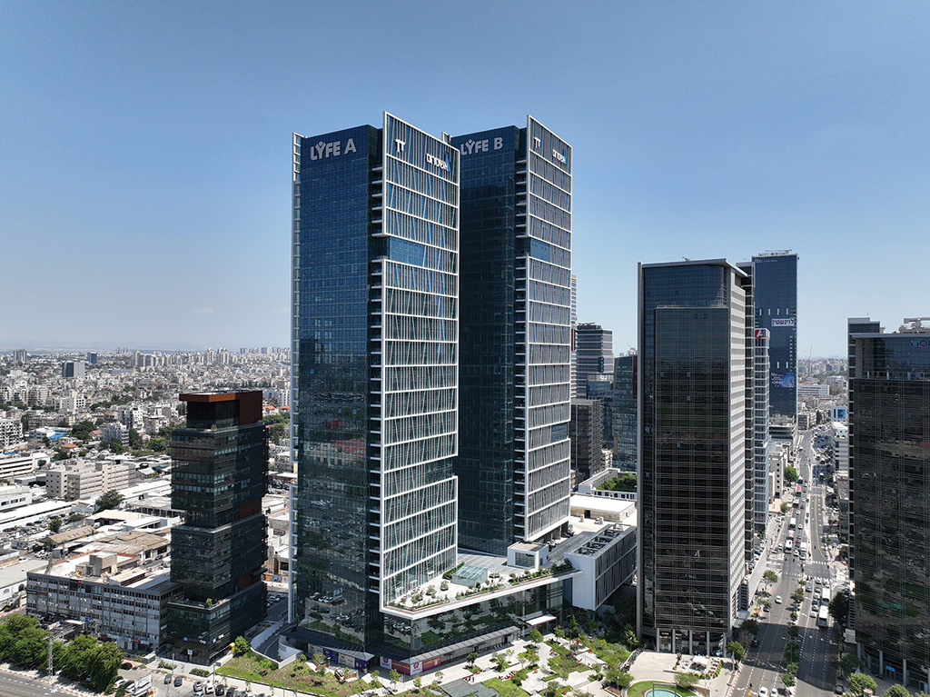 Ashtrom Group - LYFE Towers, Bnei Brak