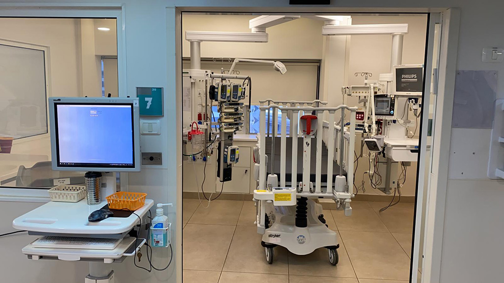 Poran Shrem - The Pediatric Intensive Care Unit 