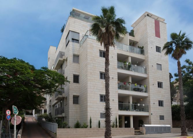 אנגלאינווסט התחדשות עירונית - בורוכוב 44 – גבעתיים