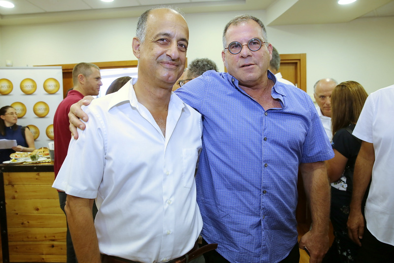 ניב קנטור