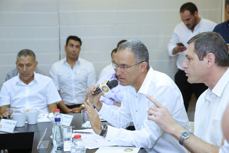 ניב קנטור