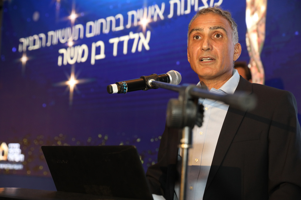 ניב קנטור