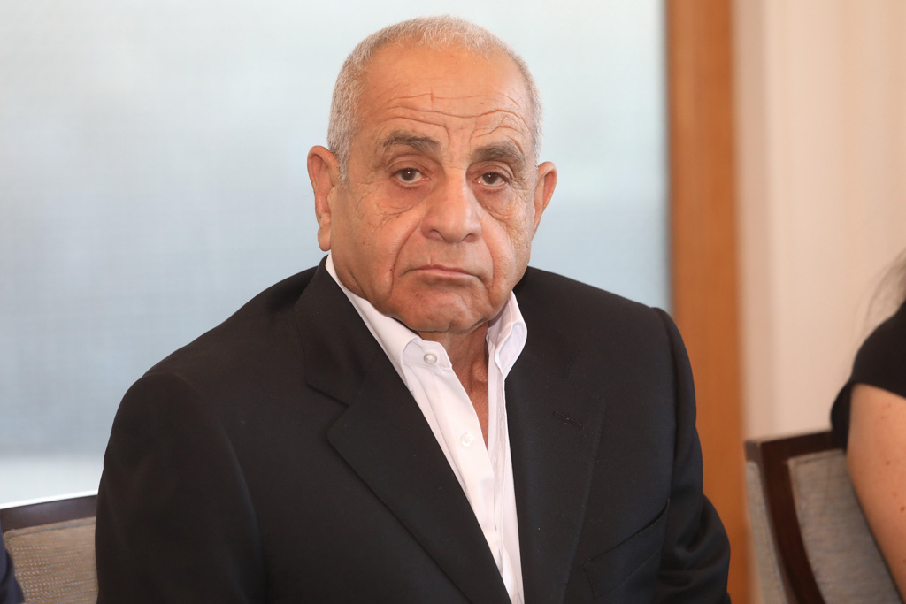 ניב קנטור