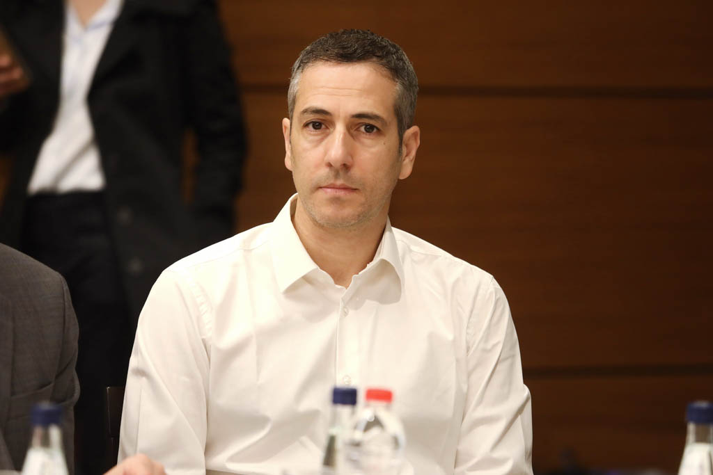 ניב קנטור