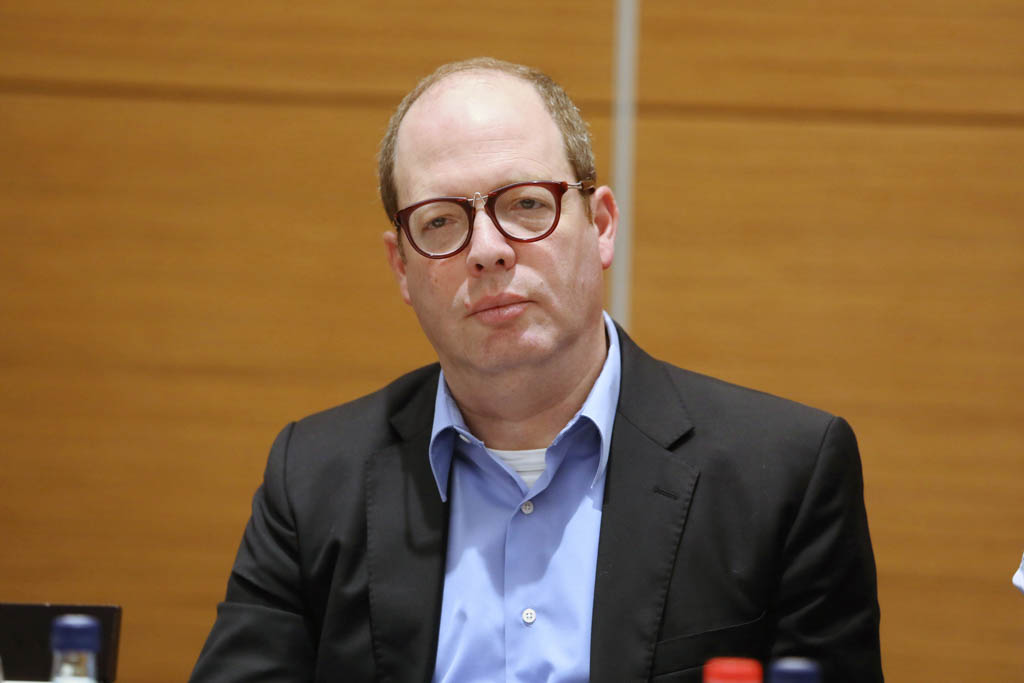 ניב קנטור