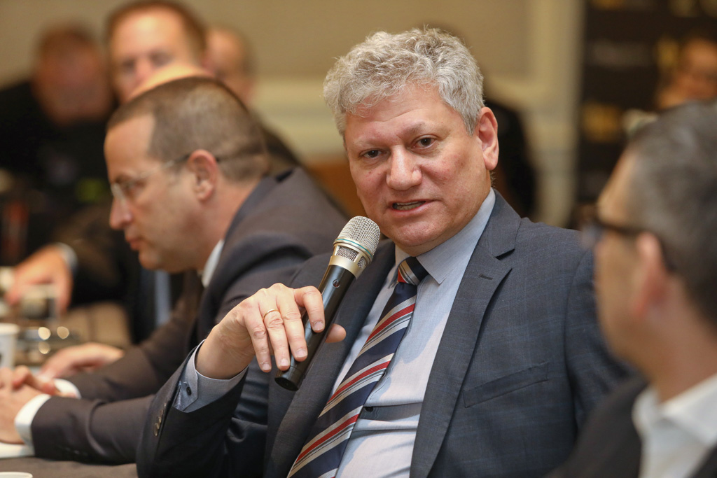 ניב קנטור