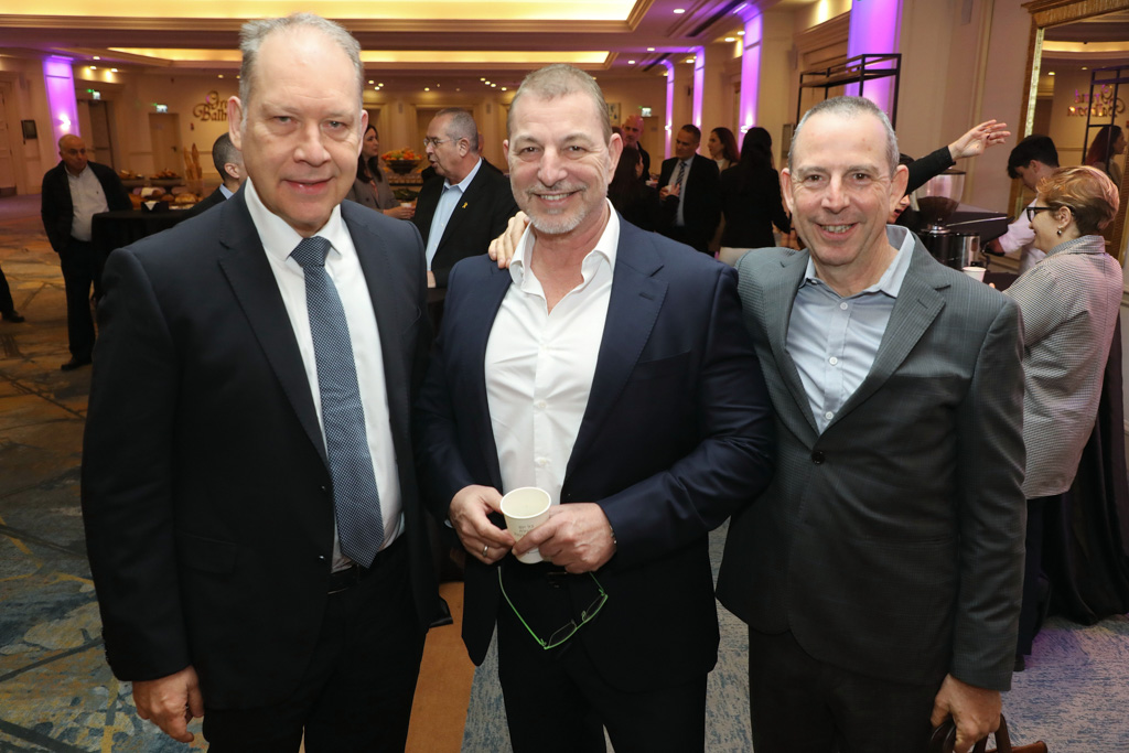ניב קנטור