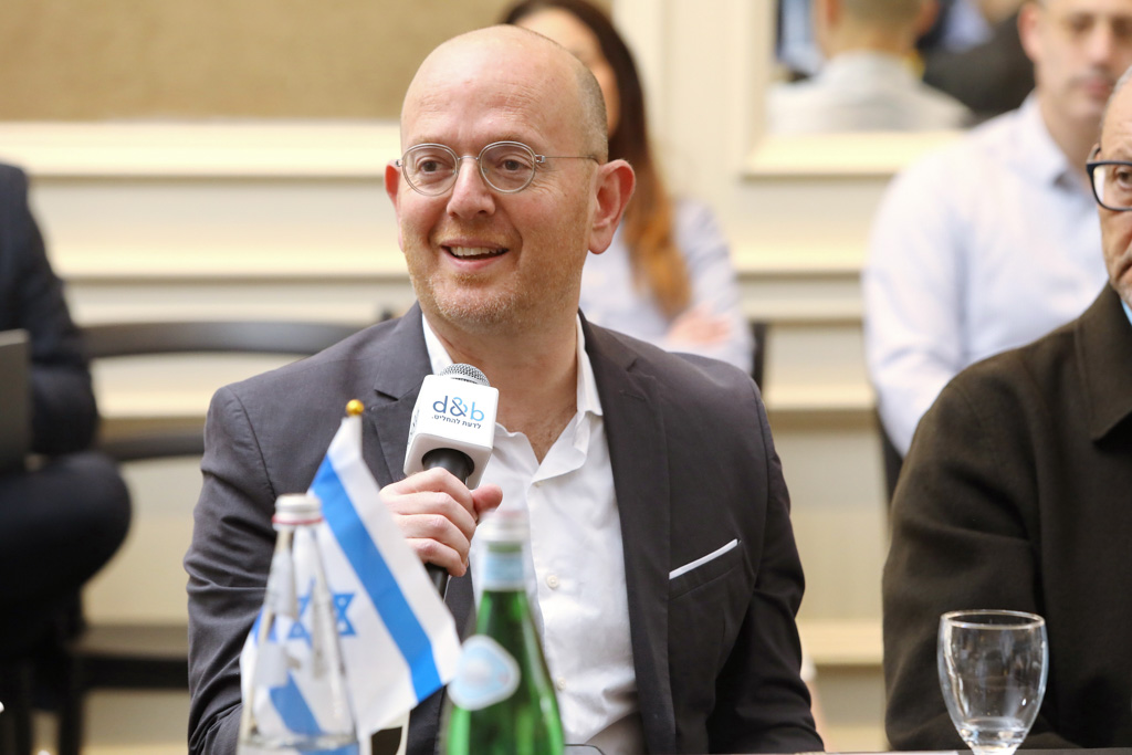 ניב קנטור