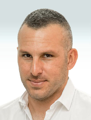 לי מזרחי