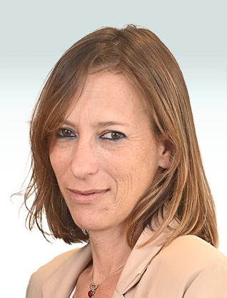 אלינור וולף