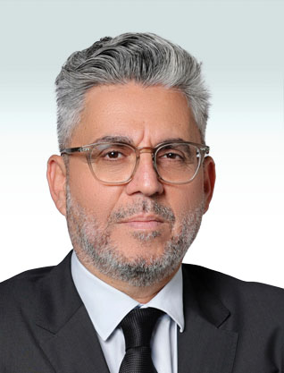 אייל יקר