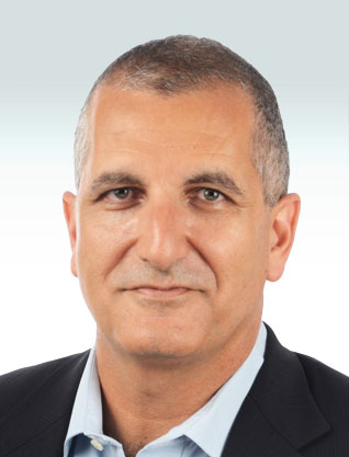 Eliav   Azulay-Oz, Sullivan & Worcester