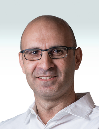 אמיר עזרא