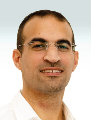 Avi Mizrahi, Almogim