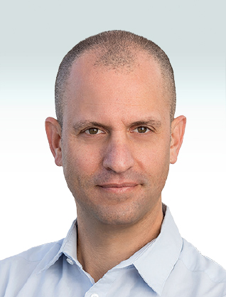 Uri Einav, Acro Real Estate