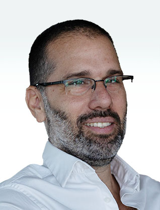 שלומי עקירב