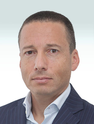 אריאל דינובצקי