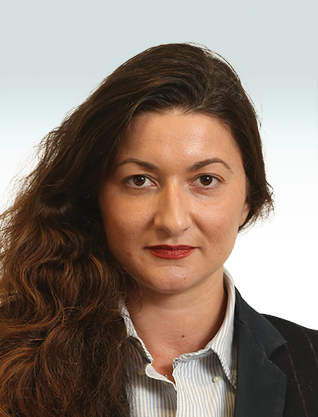 Adina Yandarov, Laron-Abu – Law Firm & Notary