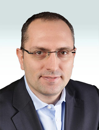 Moti  Ben Moshe, Blue Square Real Estate Ltd.