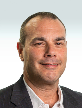 Uri Fleischmann, Levinstein Group