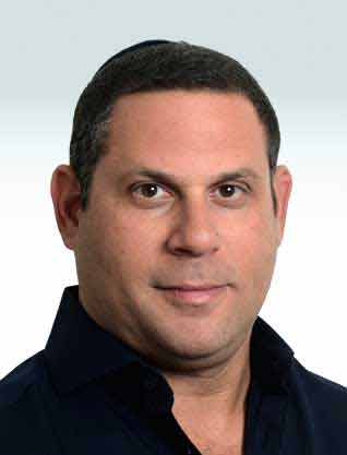 מני אייזדורפר, סגול שיווק והשקעות בע"מ מני אייזדורפר, סגול שיווק והשקעות בע"מ
