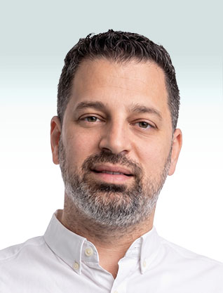 אופיר קניאס
