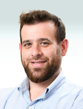 Yossi Weisfish, Urbana
